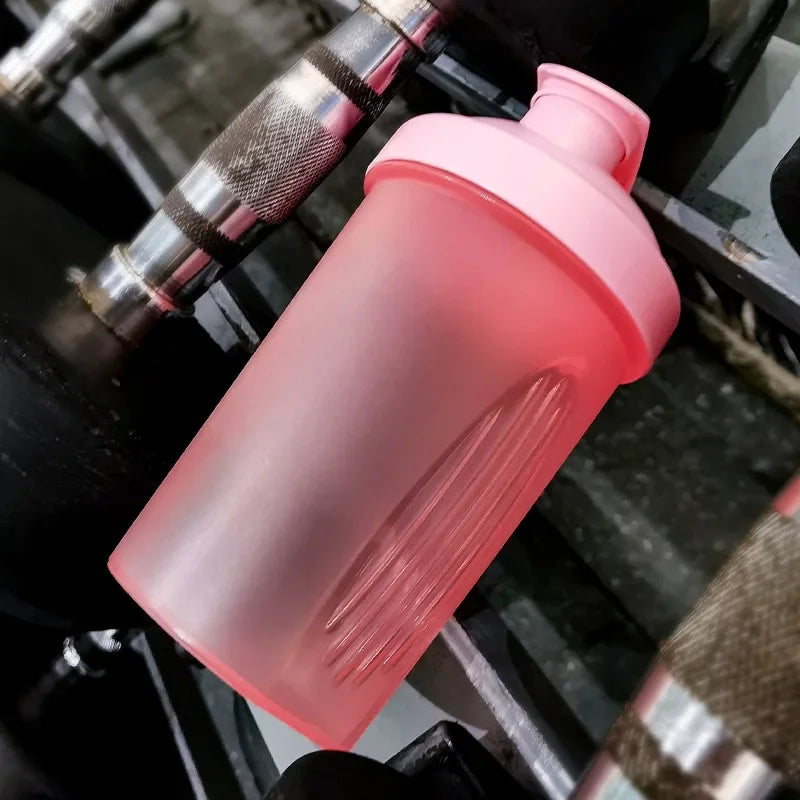 400Ml Portable Plastic Drink Cup Shaker Bottles Sport Water Cups Whey Protein Powder Mixer Bottle Fitness Gym Shaker Outdoor